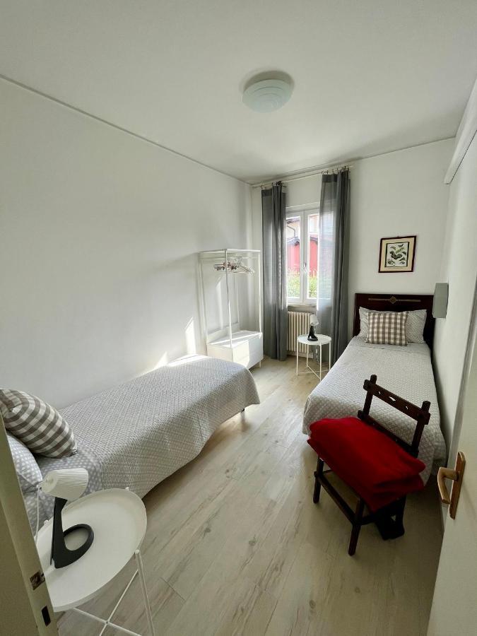 Your Familyapartment In Sirmione Eksteriør billede