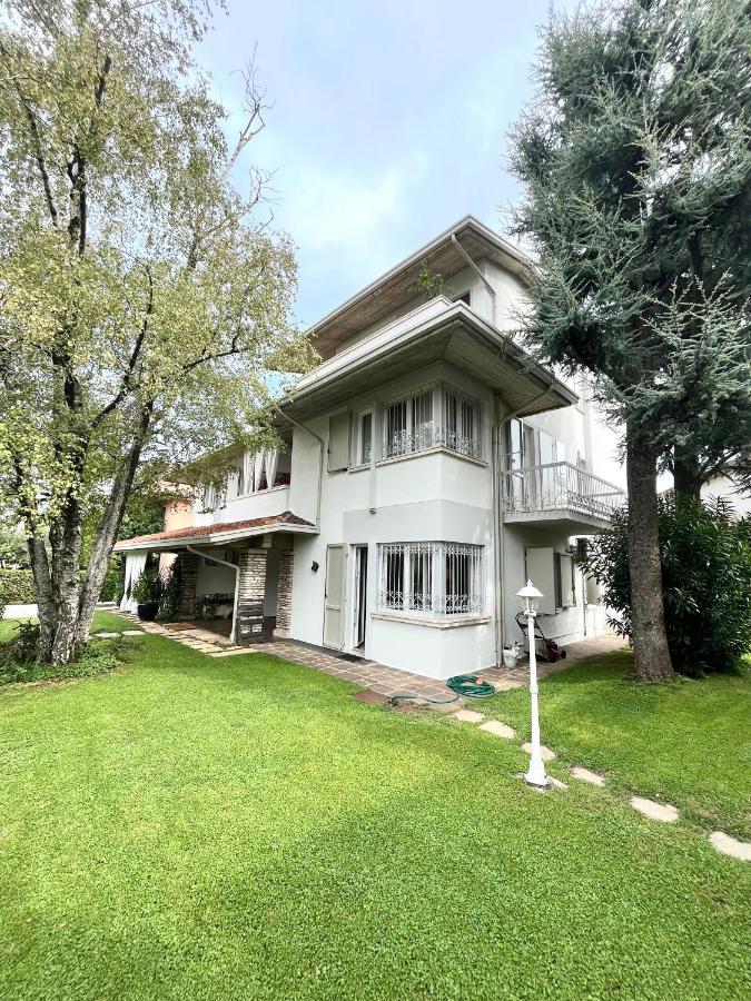 Your Familyapartment In Sirmione Eksteriør billede
