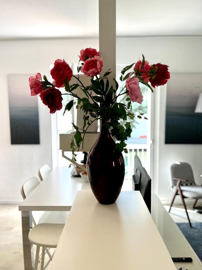 Your Familyapartment In Sirmione Eksteriør billede