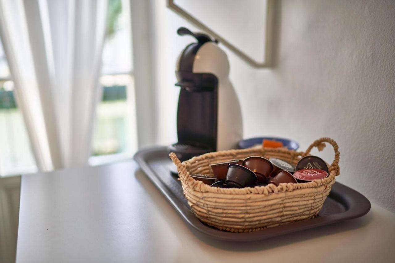Your Familyapartment In Sirmione Eksteriør billede